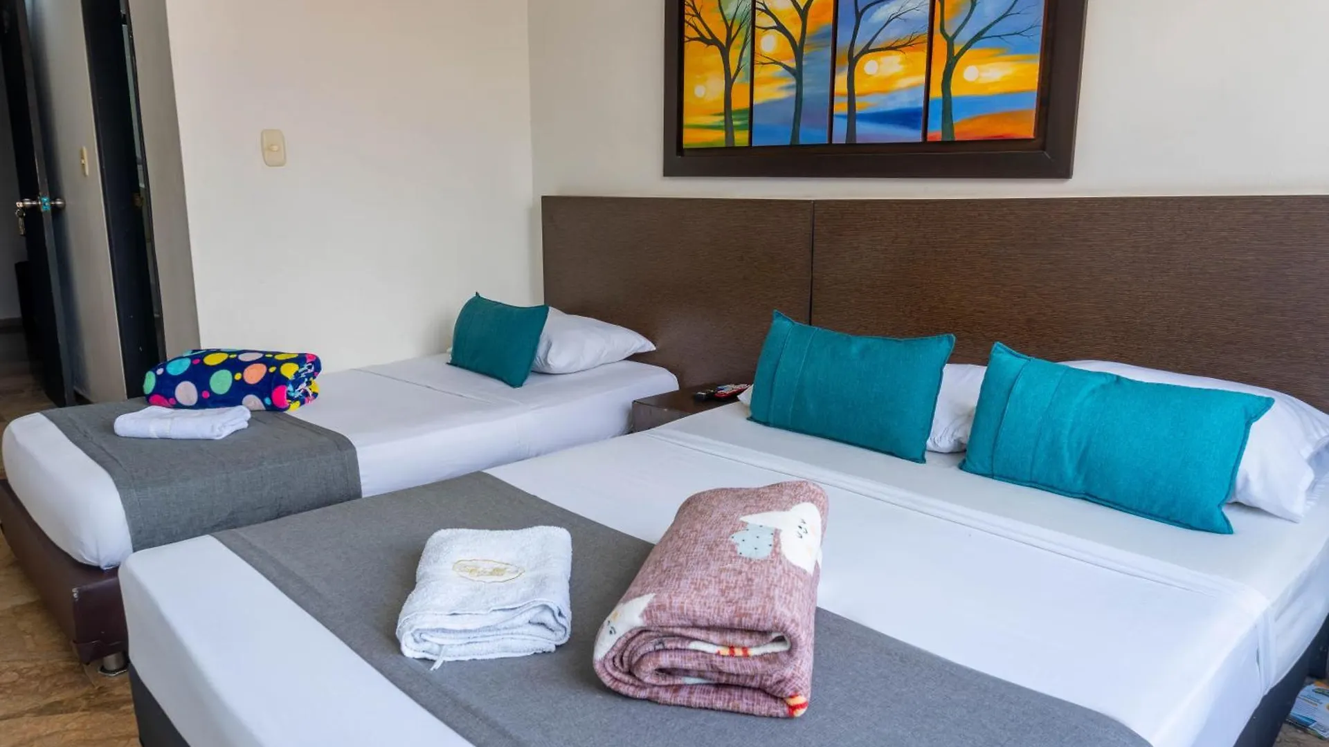Hotel Casa White Medellín 3*,  Colombia