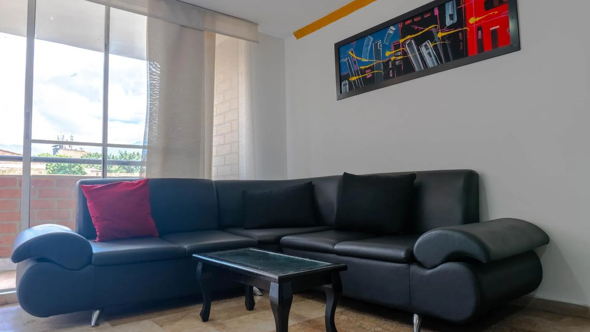 ***  Hotel Casa White Medellín Colombia