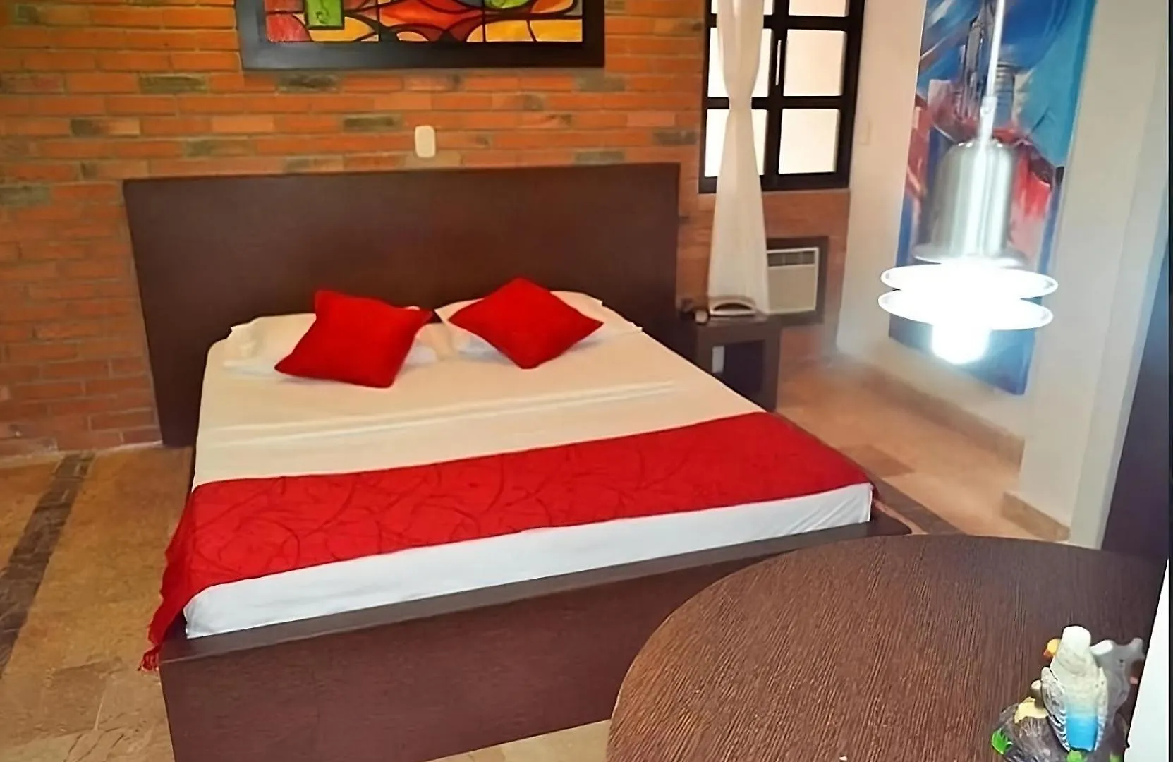Hotel Casa White 메딜린